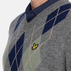 Lyle & Scott Tröjor Herr-Lambswool Blend Argyle V-Neck Grå Blå Grey/Navy (X934)